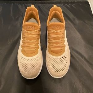 APL TechLoom Tracer Training Shoes Color Caramel/Warm Silk/White Size 9.5 US